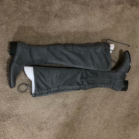 Charles Davis grey riding boots - Picture 2 of 3